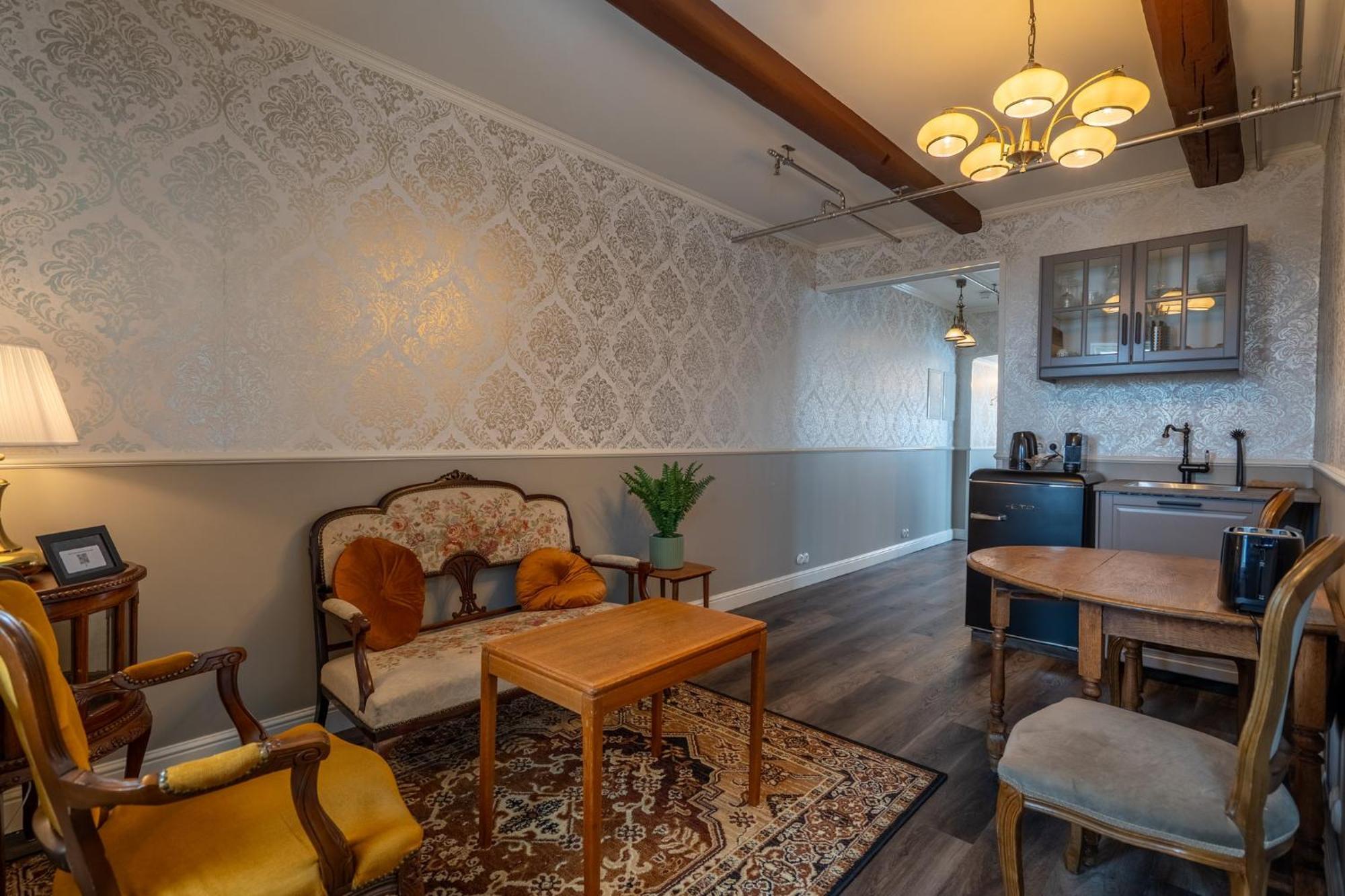 Hotel Bloenduos เบลินดือออส ภายนอก รูปภาพ