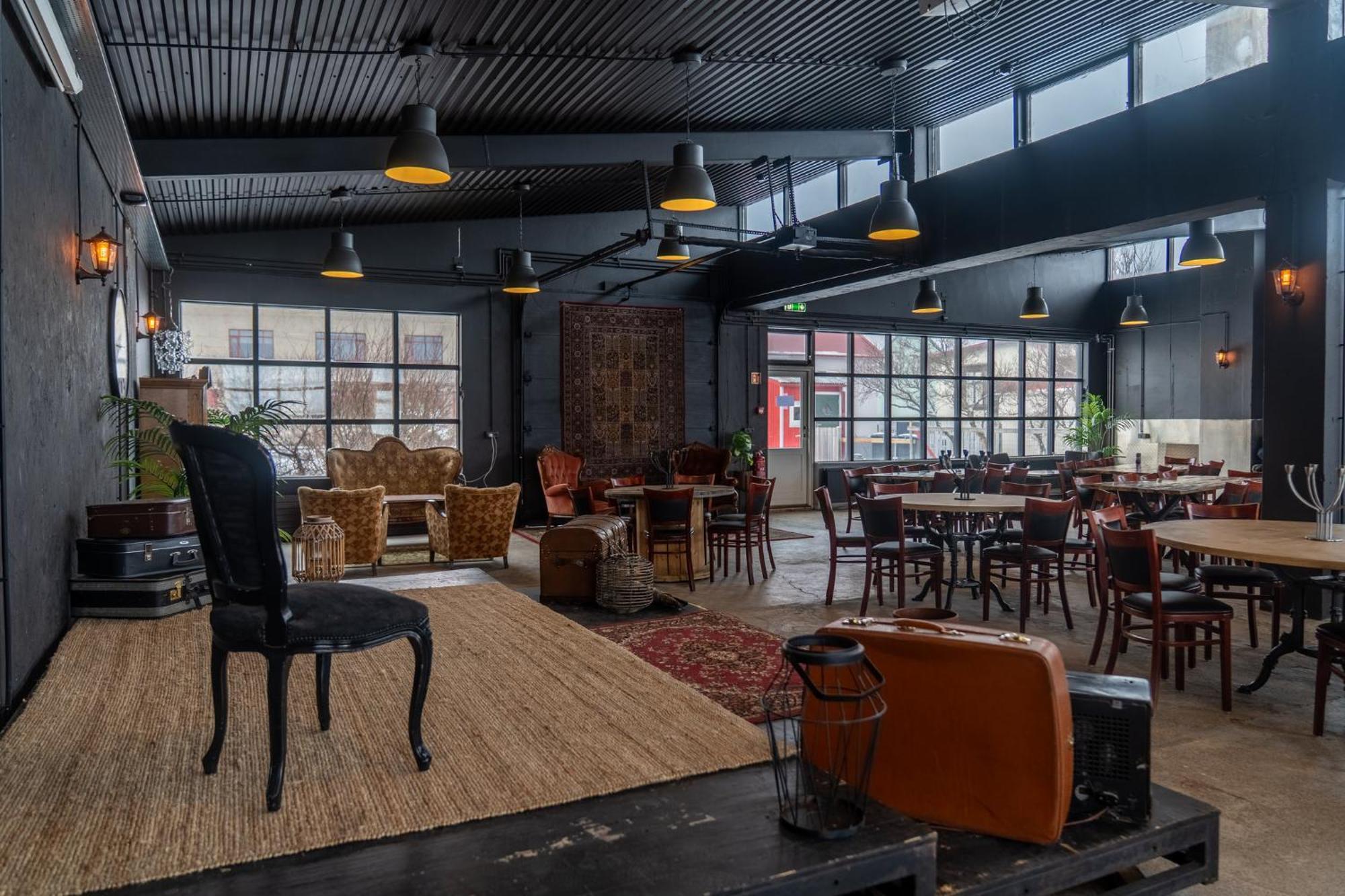 Hotel Bloenduos เบลินดือออส ภายนอก รูปภาพ